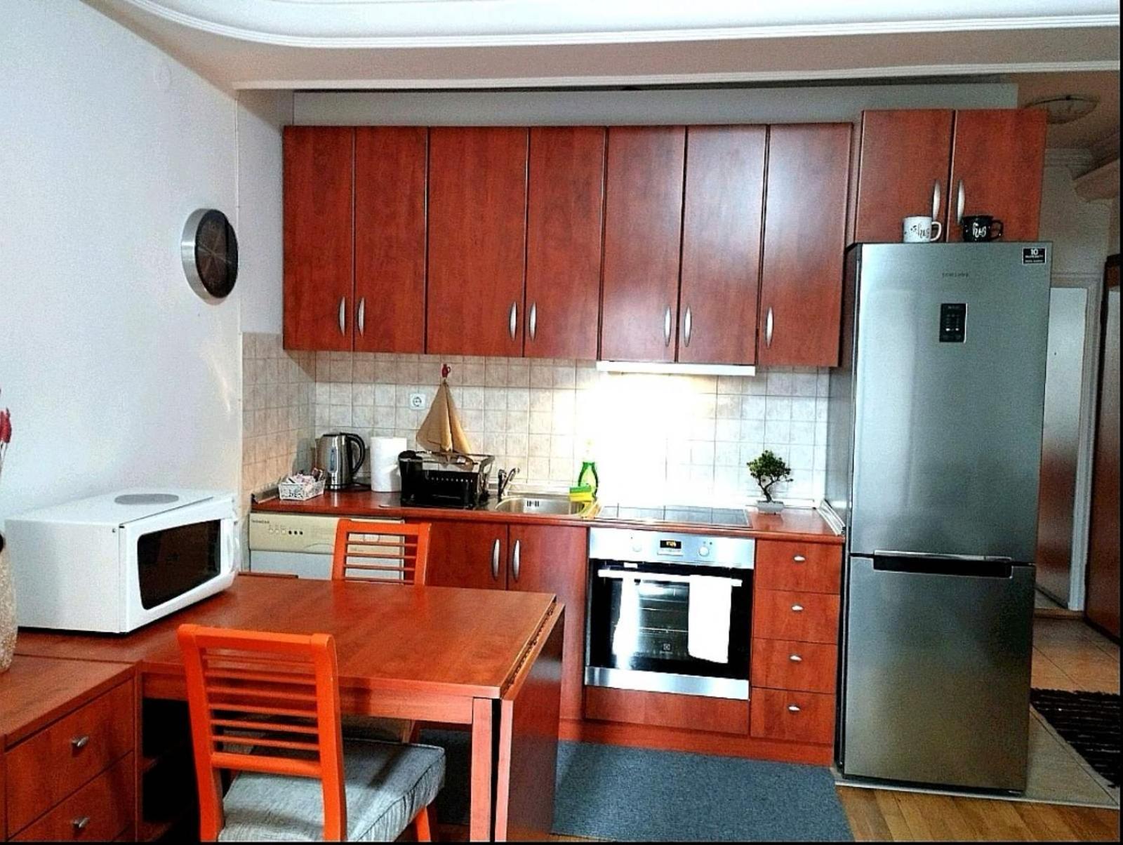 Lovely Square Apartment Purple Velvet 斯科普里 外观 照片